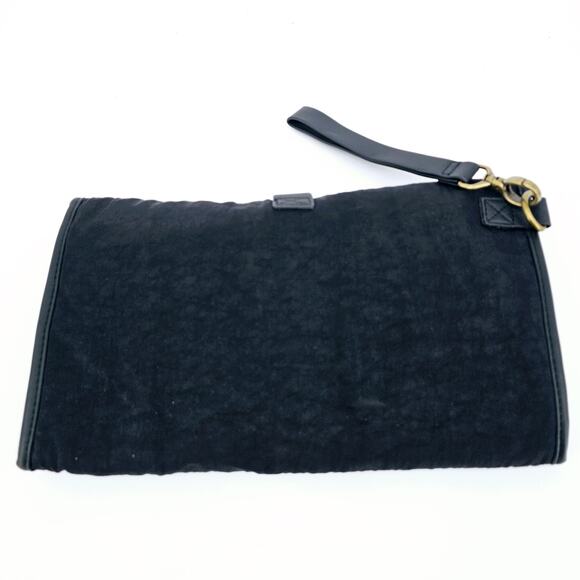 Thirty-One On the Go Changing Clutch Foldable Baby Diaper Changing Pad Black - Picture 4 of 12